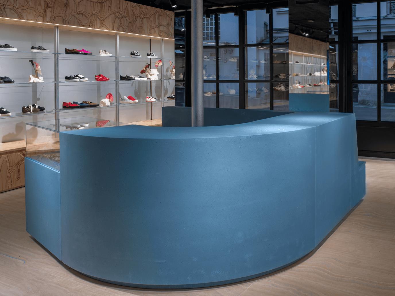 Vans_-_Le_Marais_The_Place_Desktop-5