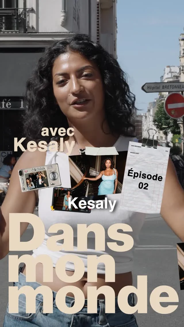 Dans Mon Monde, épisode 2, avec @kesaly 👀

Ce mercredi 16 juillet, Sneaker Spirit entrera dans l’univers d’Imen, alias @kesaly.

Curieuse depuis toujours, elle a toujours touché à tout, exploré sans cesse de nouveaux horizons. 

C’est cette soif de découverte qui a façonné sa carrière. Entre son métier de RP, où elle croise une multitude de talents, et sa passion pour le DJing, Imen crée des connexions, rassemble des gens qui lui ressemblent et parfois d’autres qui l’inspirent. 

Elle a construit un véritable écosystème autour d’elle, et pour Sneaker Spirit, elle revient sur les temps forts qui ont marqué sa carrière.

La vidéo est à retrouver sur la chaîne YouTube de @courir ce mercredi 16 juillet.

Produit par @andreedubois. 

#sharethesneakerspirit #courir #dansmonmonde